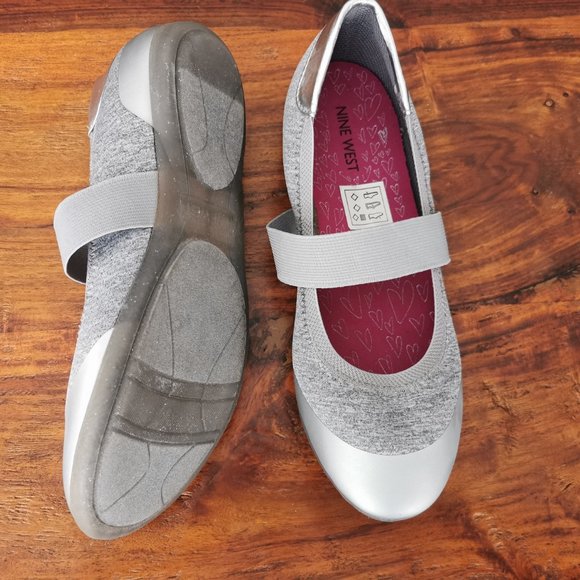 Nine West Cap Toe Mary Jane - Picture 3 of 5
